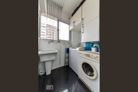 Apartamento à venda com 104m², 3 quartos e 2 vagasLavanderia