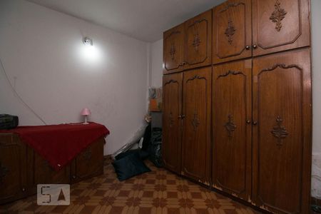 Casa à venda com 215m², 4 quartos e 2 vagasQuarto 1 Casa 1
