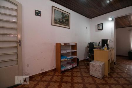 Casa à venda com 215m², 4 quartos e 2 vagasEscritório