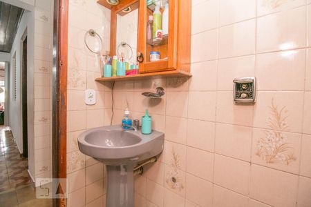 Casa à venda com 215m², 4 quartos e 2 vagasBanheiro Casa 2