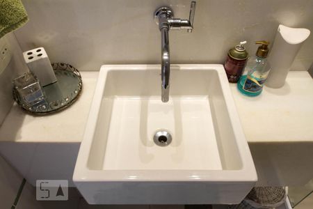 Apartamento à venda com 324m², 4 quartos e 2 vagasBanheiro do Escritório - Cobertura