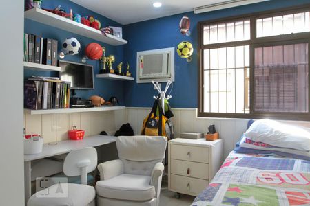 Apartamento à venda com 324m², 4 quartos e 2 vagasQuarto 2