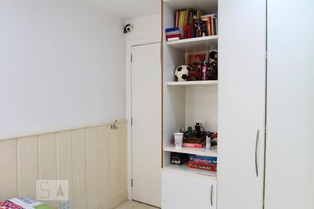 Apartamento à venda com 324m², 4 quartos e 2 vagasQuarto 2