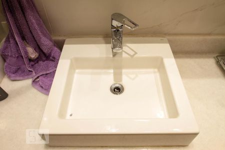 Apartamento à venda com 324m², 4 quartos e 2 vagasBanheiro Social