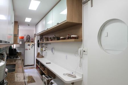 Apartamento à venda com 324m², 4 quartos e 2 vagasCozinha