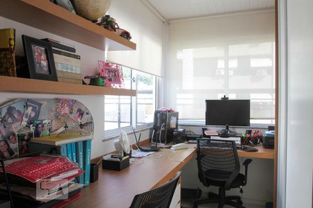 Apartamento à venda com 324m², 4 quartos e 2 vagasEscritório - Cobertura