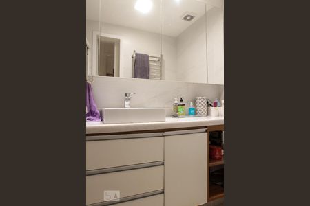 Apartamento à venda com 324m², 4 quartos e 2 vagasBanheiro Social