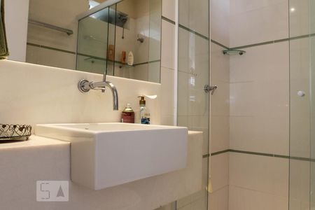 Apartamento à venda com 324m², 4 quartos e 2 vagasBanheiro do Escritório - Cobertura