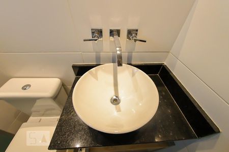 Banheiro de apartamento para alugar com 1 quarto, 40m² em Vila Augusta, Guarulhos