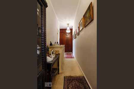 Apartamento à venda com 190m², 3 quartos e 1 vagaCorredor