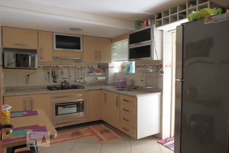 Apartamento para alugar com 70m², 2 quartos e sem vagaCozinha 