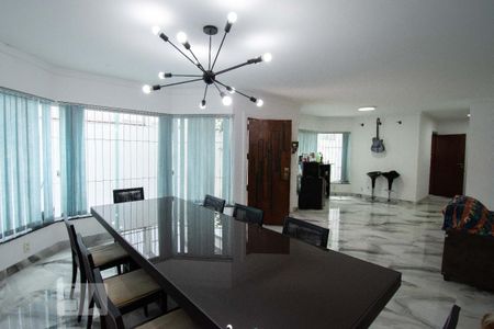 Casa à venda com 3 quartos, 285m² em Cidade Dutra, São Paulo