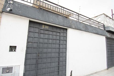 Fachada de casa à venda com 3 quartos, 285m² em Cidade Dutra, São Paulo