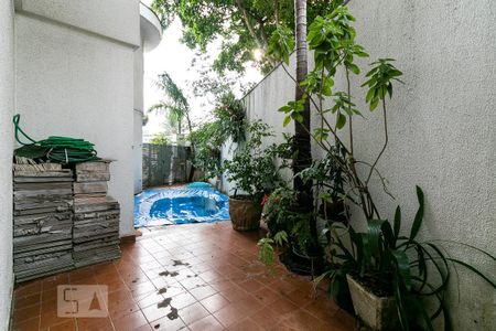 Casa para alugar com 350m², 3 quartos e 4 vagasQuintal - Piscina
