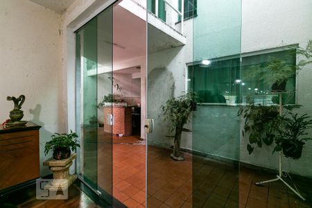 Casa para alugar com 350m², 3 quartos e 4 vagasQuintal