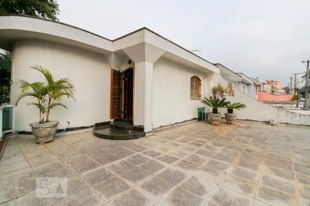 Casa para alugar com 350m², 3 quartos e 4 vagasSuíte - Varanda