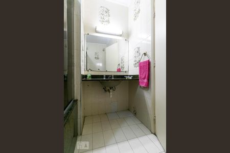 Casa para alugar com 350m², 3 quartos e 4 vagasBanheiro da Suíte