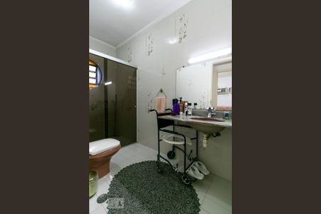 Casa para alugar com 350m², 3 quartos e 4 vagasBanheiro 2