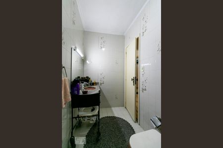 Casa para alugar com 350m², 3 quartos e 4 vagasBanheiro 2