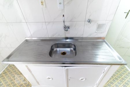 Cozinha de apartamento para alugar com 2 quartos, 75m² em Paraíso, São Paulo