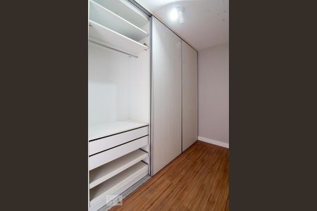 Casa à venda com 409m², 3 quartos e 4 vagasCloset da Suíte 1