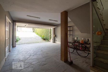 Casa à venda com 409m², 3 quartos e 4 vagasGaragem