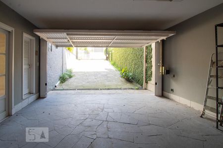 Casa à venda com 409m², 3 quartos e 4 vagasGaragem