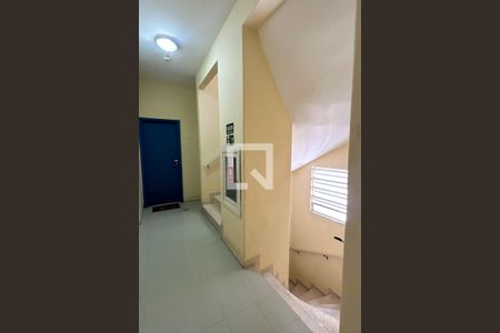 Apartamento para alugar com 90m², 2 quartos e sem vaga Apartamento para alugar com 90m², 2 quartos e sem vagaEntrada