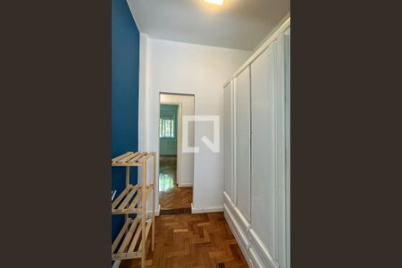 Apartamento para alugar com 90m², 2 quartos e sem vaga Apartamento para alugar com 90m², 2 quartos e sem vagaCloset