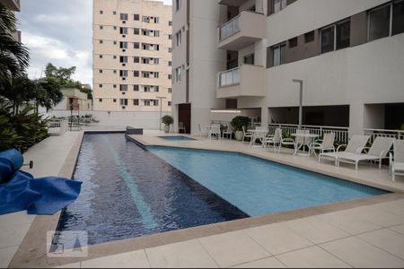 Apartamento à venda com 60m², 2 quartos e 1 vaga Apartamento à venda com 60m², 2 quartos e 1 vagaÁrea comum - Piscina