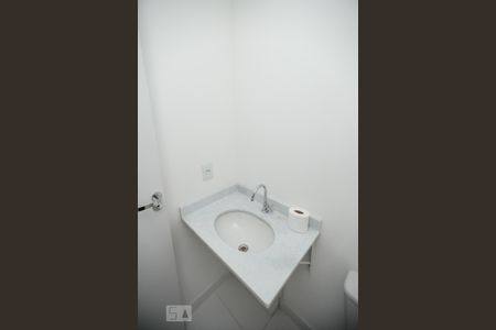 Apartamento à venda com 60m², 2 quartos e 1 vaga Apartamento à venda com 60m², 2 quartos e 1 vagaBanheiro