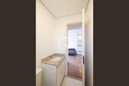 Apartamento à venda com 93m², 2 quartos e 1 vaga Apartamento à venda com 93m², 2 quartos e 1 vagaBanheiro