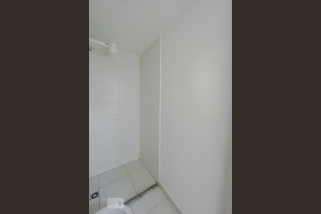 Apartamento à venda com 33m², 2 quartos e sem vagaBanheiro