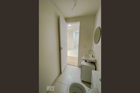 Apartamento à venda com 33m², 2 quartos e sem vagaBanheiro
