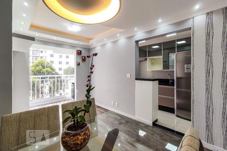 Sala de apartamento para alugar com 2 quartos, 46m² em Jardim Henriqueta, Taboão da Serra