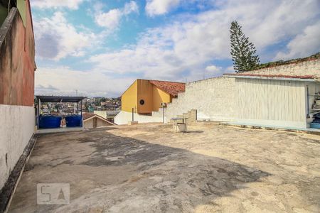 Casa à venda com 504m², 2 quartos e 2 vagas Casa à venda com 504m², 2 quartos e 2 vagasÁrea externa