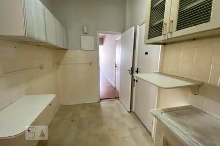 Apartamento à venda com 96m², 3 quartos e sem vaga Apartamento à venda com 96m², 3 quartos e sem vagaCozinha