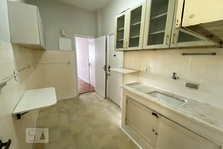 Apartamento à venda com 96m², 3 quartos e sem vaga Apartamento à venda com 96m², 3 quartos e sem vagaCozinha