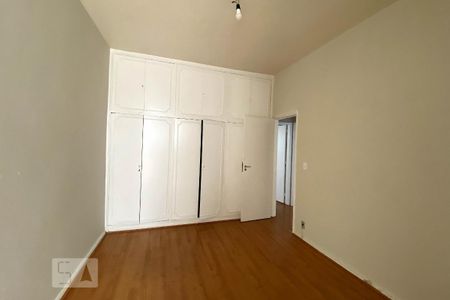 Apartamento à venda com 96m², 3 quartos e sem vaga Apartamento à venda com 96m², 3 quartos e sem vagaQuarto 2