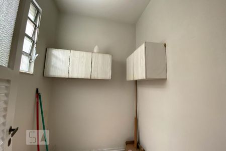 Apartamento à venda com 96m², 3 quartos e sem vaga Apartamento à venda com 96m², 3 quartos e sem vagaQuarto de Serviço