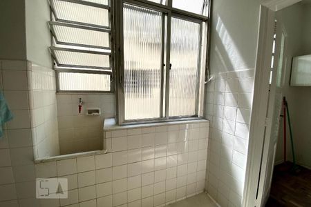 Apartamento à venda com 96m², 3 quartos e sem vaga Apartamento à venda com 96m², 3 quartos e sem vagaÁrea de Serviço