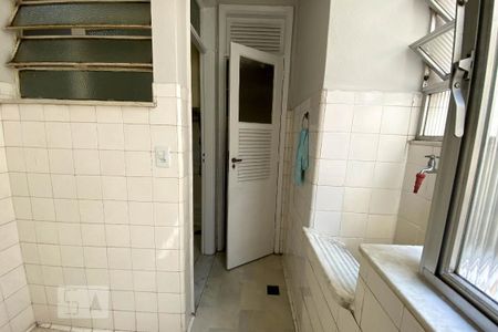 Apartamento à venda com 96m², 3 quartos e sem vaga Apartamento à venda com 96m², 3 quartos e sem vagaÁrea de Serviço
