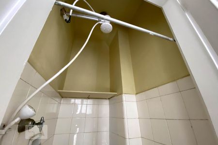 Apartamento à venda com 96m², 3 quartos e sem vaga Apartamento à venda com 96m², 3 quartos e sem vagaBanheiro de Serviço