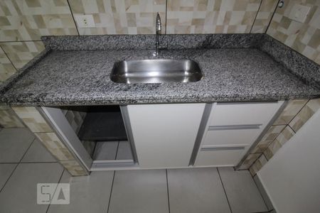 Casa para alugar com 65m², 2 quartos e sem vagaCozinha pia
