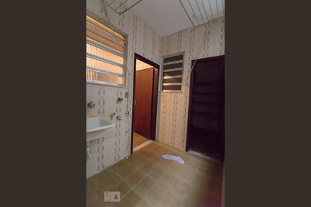 Apartamento para alugar com 70m², 3 quartos e 1 vagaárea de serviço