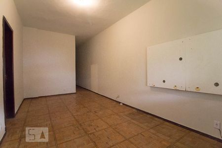 Sala de apartamento para alugar com 3 quartos, 70m² em Jardim Guanabara, Rio de Janeiro