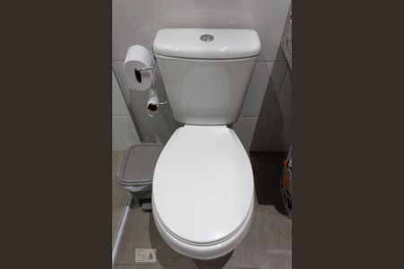 Casa à venda com 100m², 2 quartos e 1 vaga Casa à venda com 100m², 2 quartos e 1 vagaBanheiro - Vaso