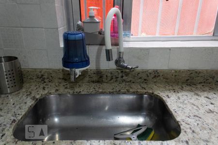 Casa à venda com 100m², 2 quartos e 1 vaga Casa à venda com 100m², 2 quartos e 1 vagaCozinha - Pia