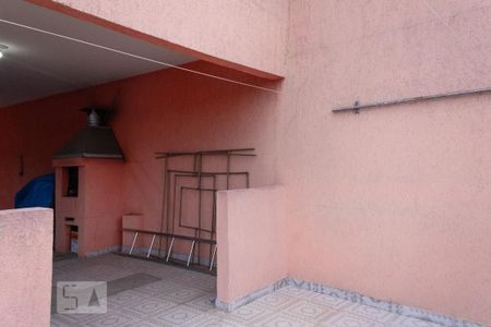 Casa à venda com 100m², 2 quartos e 1 vaga Casa à venda com 100m², 2 quartos e 1 vagaTerraço