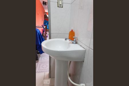 Casa à venda com 100m², 2 quartos e 1 vaga Casa à venda com 100m², 2 quartos e 1 vagaBanheiro Social